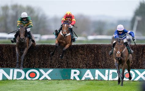 3.30 aintree tips|Melling Chase 2024 trends and stats for Aintree 3.30 on Friday.